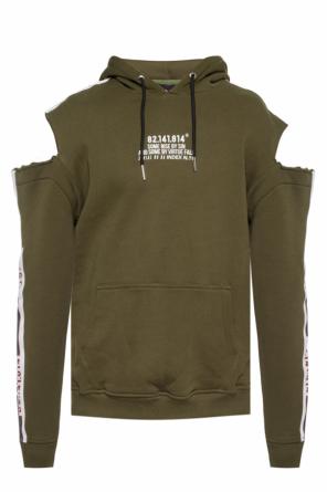 Sweatshirt with denuded shoulders, zdjęcie 1 Sweatshirt with denuded shoulders od Icosae